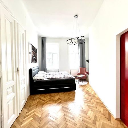 Iconic Suite_@O&R Βιέννη Εξωτερικό φωτογραφία